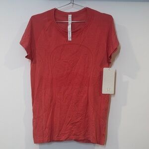 Lululemon RUN: Swiftly Tech T-Shirt